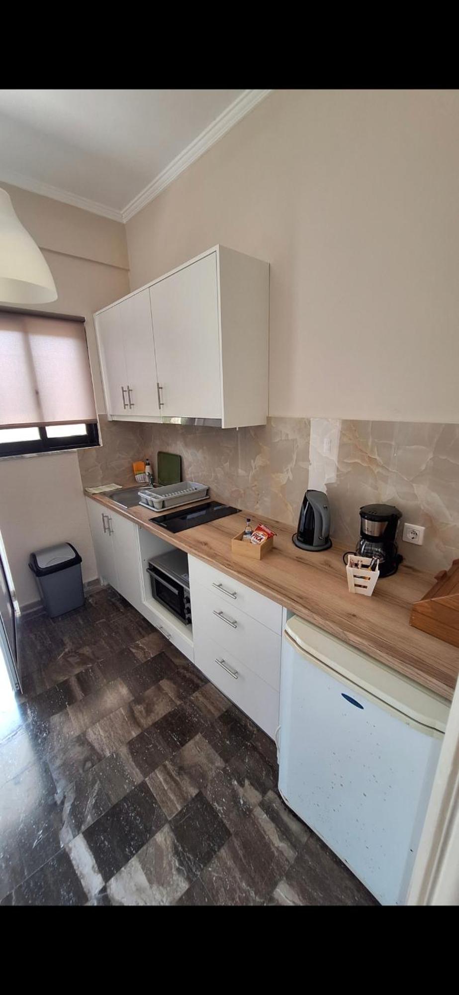 Antzela Apartment