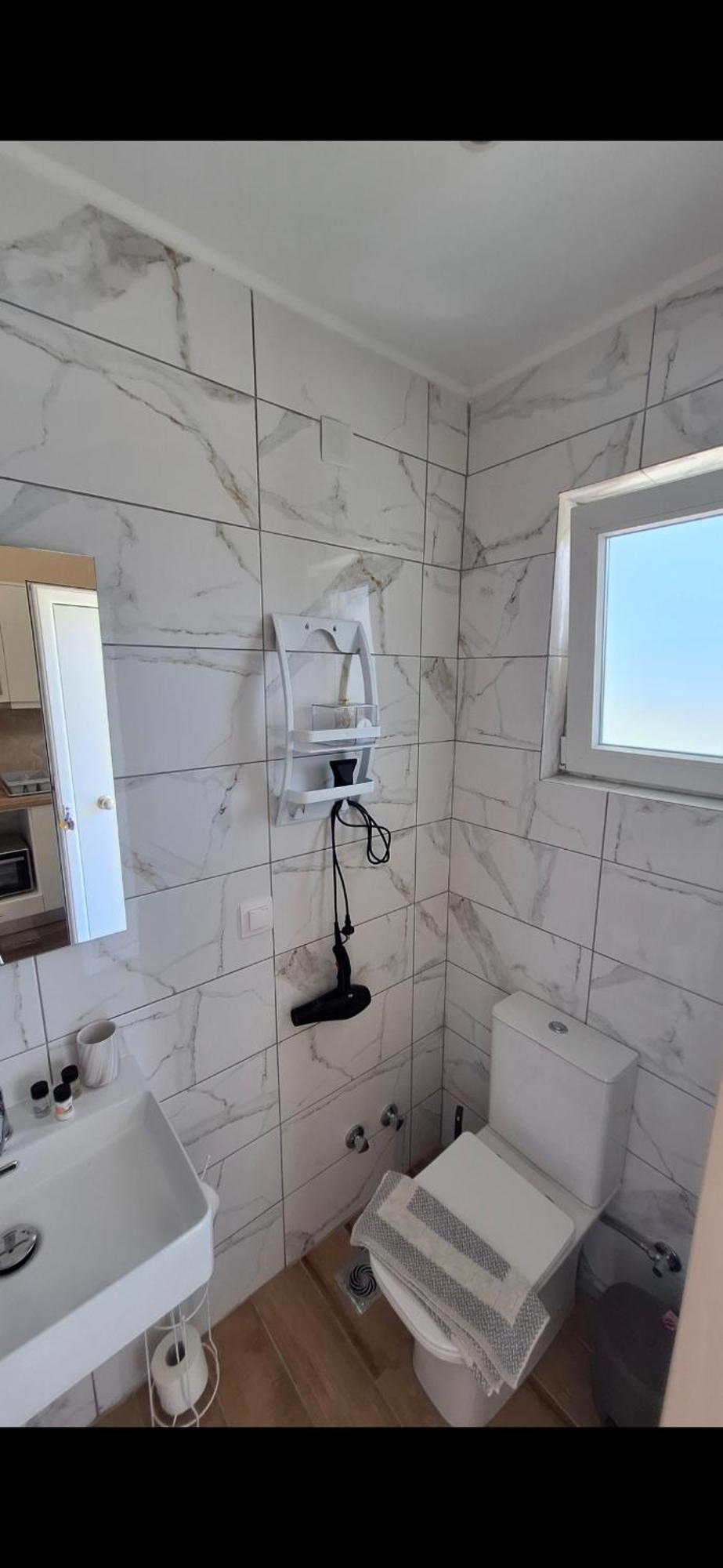 Antzela Apartment
